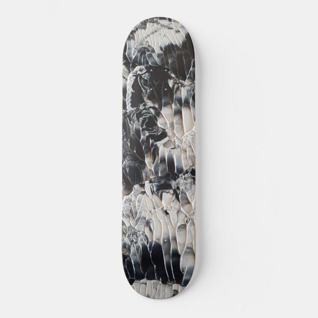 Black and White Painted Swirls Skateboard Deck (Vorderseite)