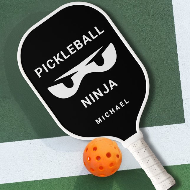 Black and White Personalized Fun Ninja Pickleball Schläger (Von Creator hochgeladen)