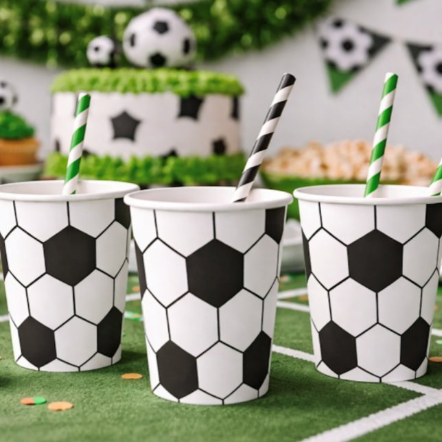 Black And White Soccer Ball Geometric Pattern  Pappbecher (Von Creator hochgeladen)