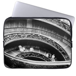 Black and White Spiral Staircase Laptopschutzhülle