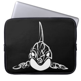 Black and White Tribal Orca Laptopschutzhülle