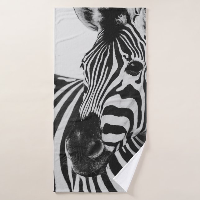 BLACK AND WHITE ZEBRA BADEHANDTUCH (Badehandtuch)