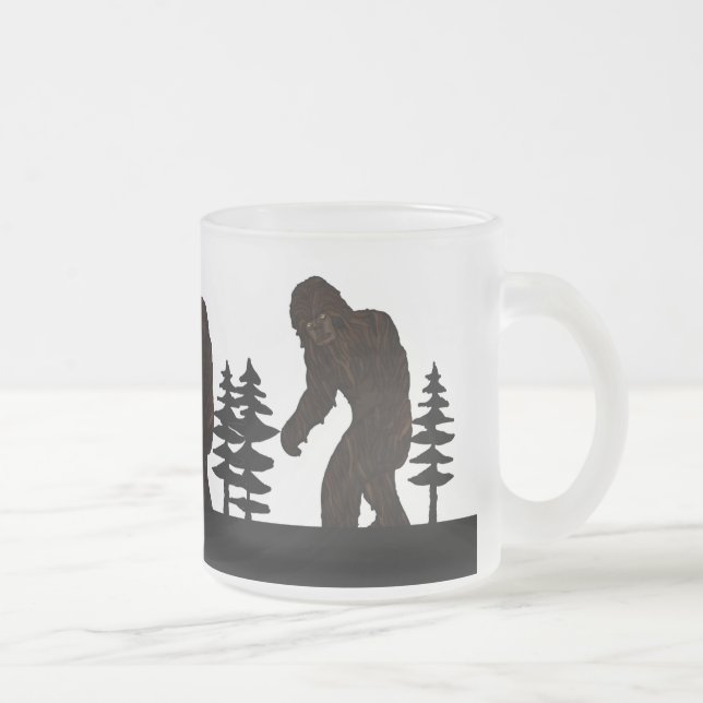 Black Big Foot Sasquatch Yeti Swamp Ape Cryptid Mattglastasse (Rechts)