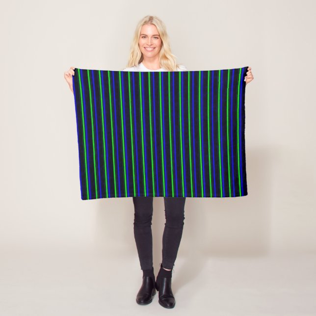 Black Blue Green Stripes Fleecedecke (Beispiel)