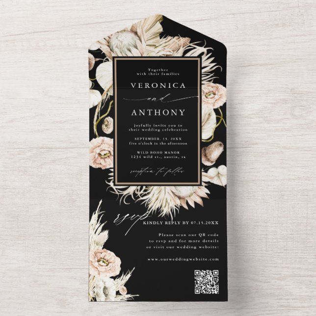 Black Boho Protea Pampas Grass Wedding QR Code All In One Einladung (Innen Boden)