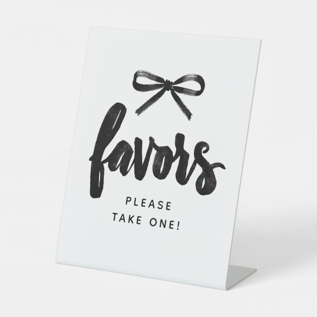 Black Bow Bridal Shower Favors Sockelschild (Vorderseite)