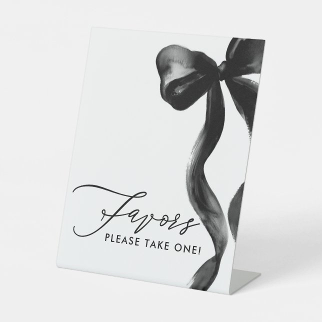 Black Bow Bridal Shower Favors Sockelschild (Vorderseite)