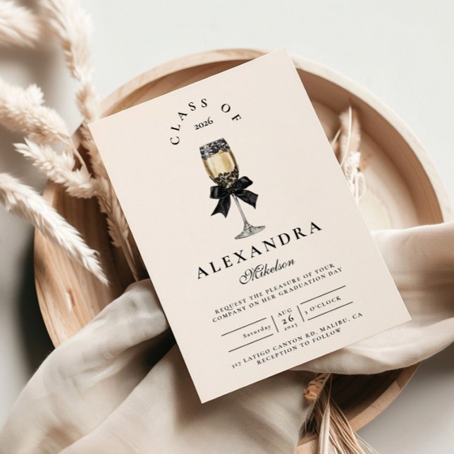 Black Bow Pearl Champagne Graduation Einladung (Von Creator hochgeladen)