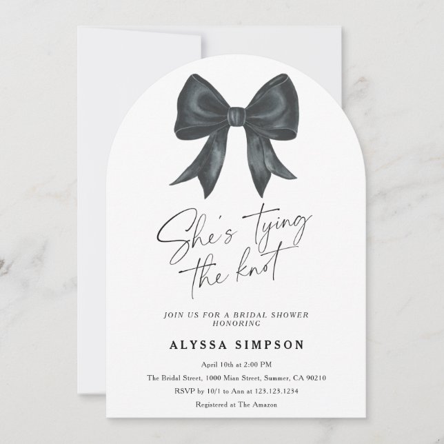 Black Bow She's tying the knot Bridal Shower Einladung (Vorderseite)