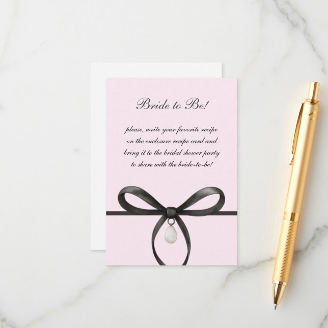 Black Bow With Pearl Old Money Style Bridal Shower Begleitkarte (Vorderseite/Rückseite Beispiel)
