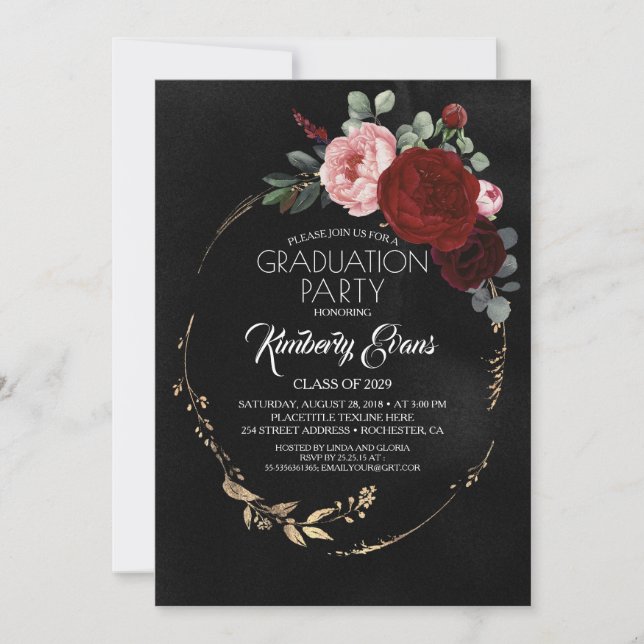 Black Burgundy Red and Gold Floral Abschluss Einladung (Vorderseite)