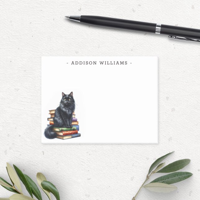 Black Cat auf einem Stapel Bücher Personalisiert Post-it Klebezettel (Von Creator hochgeladen)