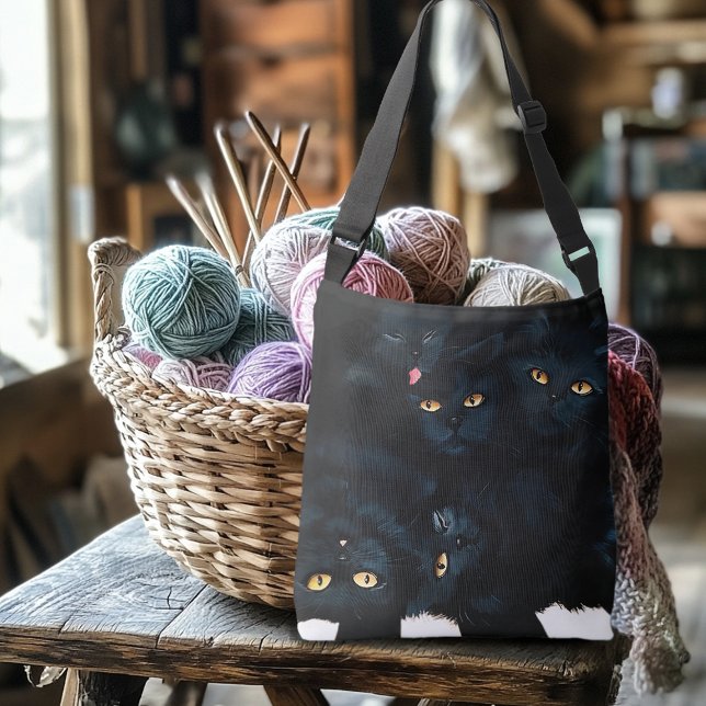 Black Cat Cuddle Tragetaschen Mit Langen Trägern (Von Creator hochgeladen)