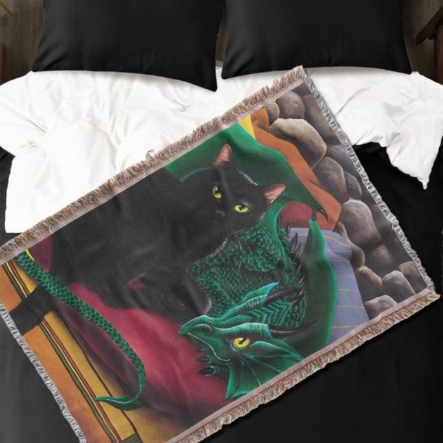 Black Cat Green Dragon Decke (Von Creator hochgeladen)