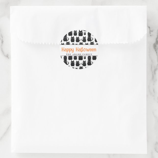 Black Cats Individuelle Name Happy Halloween Runder Aufkleber (Tasche)