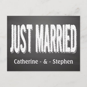Black Chalkboard Just Married Wedding Ankündigung
