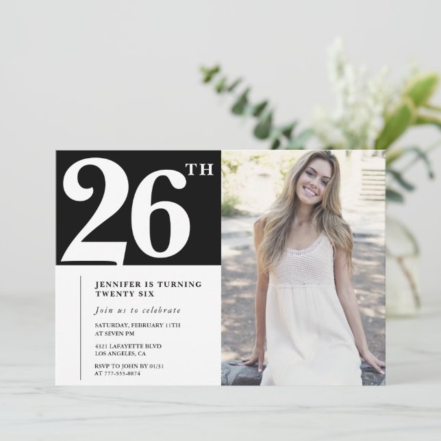 Black Chic Foto 26. Geburtstag Einladungen (Stehend Vorderseite)