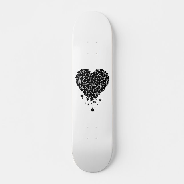 Black Clover Heart Skateboard (Vorne)