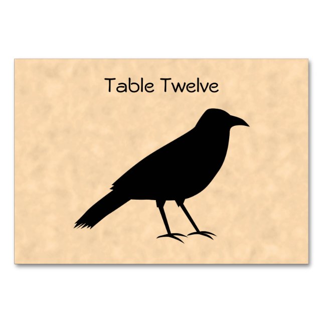 Black Crow Bird auf einem Parchment-Muster. Tischnummer (Vorderseite)