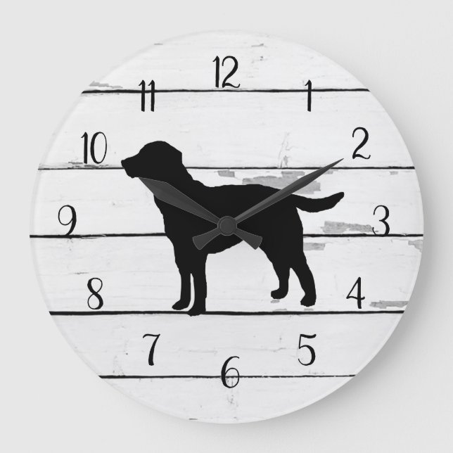 Black Dog Labrador Rustic Shiplap Farmhouse Große Wanduhr (Vorderseite)