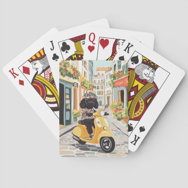 Black Doodle Riding Scooter European City Streets Spielkarten (Rückseite)