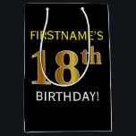 Black, Falsch Gold 18th Birthday   Custom Name Mittlere Geschenktüte<br><div class="desc">Dieses schlichte Geschenktütendesign enthält eine personalisierte Nachricht wie "FIRSTNAME’S 18. BIRTHDAY!" (mit dem "18." mit einem farbigen Imitat/Imitation in goldenem Aussehen) auf schwarzem Hintergrund. Der Name ist fett gelb und kann personalisiert sein. Eine personalisierte Geburtstagsgeschenktasche wie diese könnte vielleicht benutzt werden, um jemandem ein Geschenk zu schenken, der seinen achtzehnten...</div>