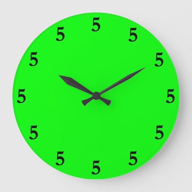 Black Five oClock Irgendwo auf Lime Green Große Wanduhr (Vorderseite)