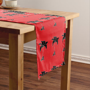 Black Floral Red Kurzer Tischläufer
