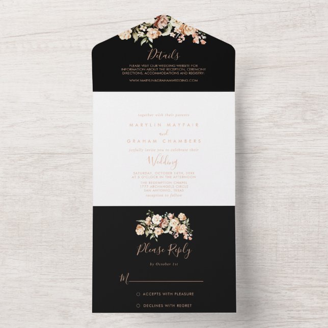 Black Formal Royal Floral Wedding All In One Einladung (Innen Boden)