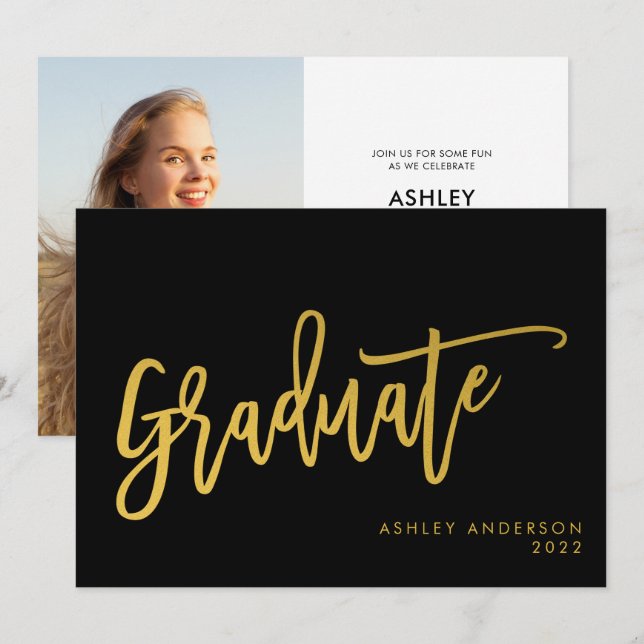 Black Gold Calligraphy Script Graduate Foto Party Einladung (Vorne/Hinten)