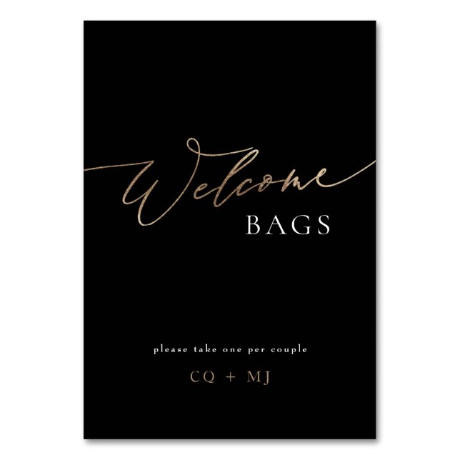 Black Gold Calligraphy Wedding Welcome Bags Sign Tischnummer (Vorderseite)
