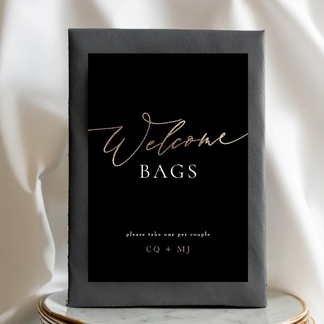 Black Gold Calligraphy Wedding Welcome Bags Sign Tischnummer (Von Creator hochgeladen)