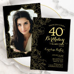 Black Gold Floral Foto 40. Geburtstag Party Einladung<br><div class="desc">Schwarzes Gold Blütenblüte 40. Geburtstag Party Einladung mit Ihrem Foto auf der Rückseite der Karte. Minimalistisch modernes Design mit botanischen Kontur Zeichnungen Akzente,  Imitate Goldfolie und Typografie Drehbuch Schriftart. Einfache,  trendige Einladungskarte für eine stilvolle Damenfeier. Kann für jedes Alter angepasst werden. Gedruckte Zazzle Einladungen oder Sofortdownload digitalen druckbaren Vorlage.</div>