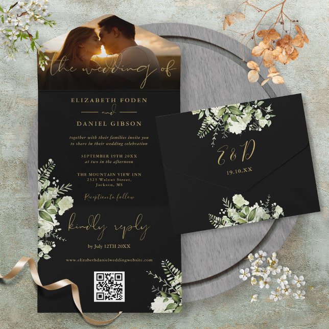 Black Gold Floral Greenery QR Code Wedding Foto All In One Einladung (Black Gold Floral Greenery QR Code Wedding Photo All In One Invitation)