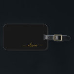 Black Gold Girl Script Monogram Name Modern Gepäckanhänger<br><div class="desc">Schwarz und Gold Monogramm Fügen Sie Ihren eigenen Namen Script Gepäcksack Tag Die Tasche Tag macht den perfekten süßen 16 Geburtstag,  Hochzeit,  Brautparty,  Babydusche oder Junggeselinnen-Abschied Geschenk für jemanden,  der ihr Zimmer in Stil dekoriert.</div>