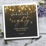Black Gold Glitzer Sparkle Glam 80. Geburtstag Serviette<br><div class="desc">Black and Gold Glitzer Sparkle Glam 80. Geburtstag Napkins Personalisiert | Happy 80 Birthday Napkins | Fabulous Achtzig Gefallen an Individuelle Name 80. Geburtstagsparty | Personalisieren Sie diese Servietten mit eigenem Text. Sie können auch die Textfarbe ändern.</div>