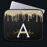 Black Gold Glitzer Sparkle Monogram Laptopschutzhülle<br><div class="desc">Schwarze und goldene Imitate Dripping Modern and Elegant Girly Glitzer and Sparkle Elegant Monogram Case. Dieser Fall kann so angepasst werden,  dass er Ihren Anfangs- und Vornamen enthält.</div>