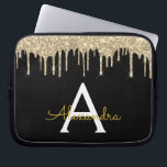 Black Gold Glitzer Sparkle Monogram Laptopschutzhülle<br><div class="desc">Schwarze und goldene Imitate Dripping Modern and Elegant Girly Glitzer and Sparkle Elegant Monogram Case. Dieser Fall kann so angepasst werden,  dass er Ihren Anfangs- und Vornamen enthält.</div>