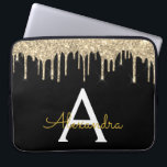 Black Gold Glitzer Sparkle Monogram Laptopschutzhülle<br><div class="desc">Schwarze und goldene Imitate Dripping Modern and Elegant Girly Glitzer and Sparkle Elegant Monogram Case. Dieser Fall kann so angepasst werden,  dass er Ihren Anfangs- und Vornamen enthält.</div>