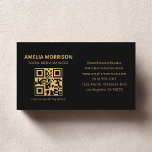 Black Gold QR Code Minimalistisch Beruflich Visitenkarte<br><div class="desc">Mit dieser Minimalistischen Beruflichen Visitenkarte machen Sie mit diesem Black Gold QR Code einen kühlen und eleganten Eindruck. Diese Karte wurde mit einem schwarzen Hintergrund und ausgeklügelten Goldakzenten für Imitate konzipiert und bietet Platz für Ihren Namen, Titel, Kontaktdaten und einen scannbaren QR-Code, der direkt auf Ihre Website, Ihr Portfolio oder...</div>