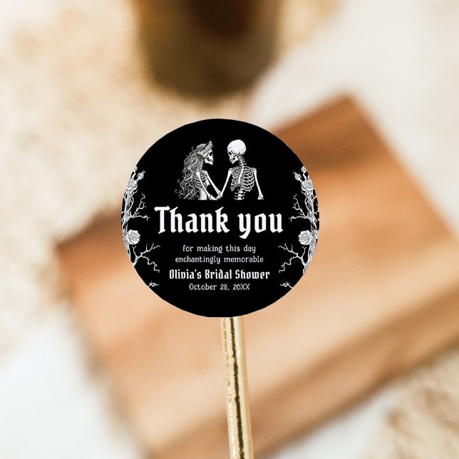 Black Gothic Halloween Skeleton-Brautparty Runder Aufkleber (Von Creator hochgeladen)