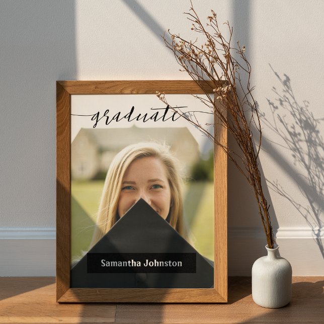 Black Graduate Script Modernes Foto Poster (Von Creator hochgeladen)