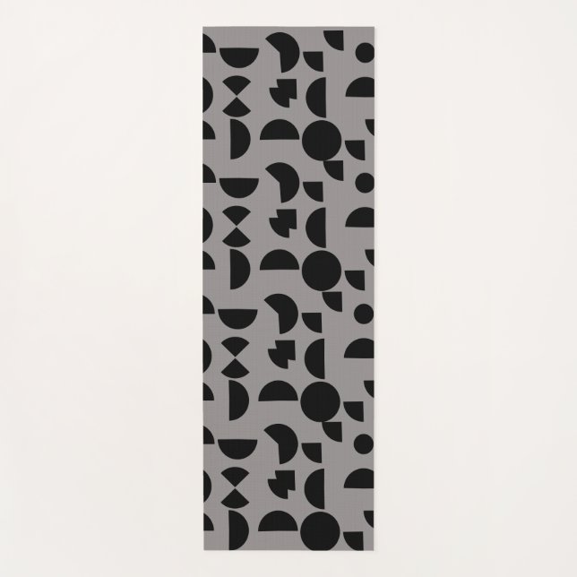 Black Gray Modern Elegantes geometrisches Tribal Yogamatte (Vorderseite)