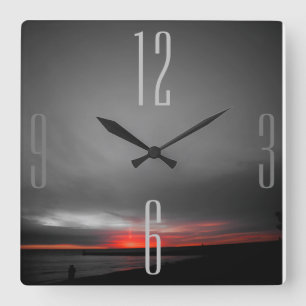 Black Gray Red Sunrise Quadratische Wanduhr