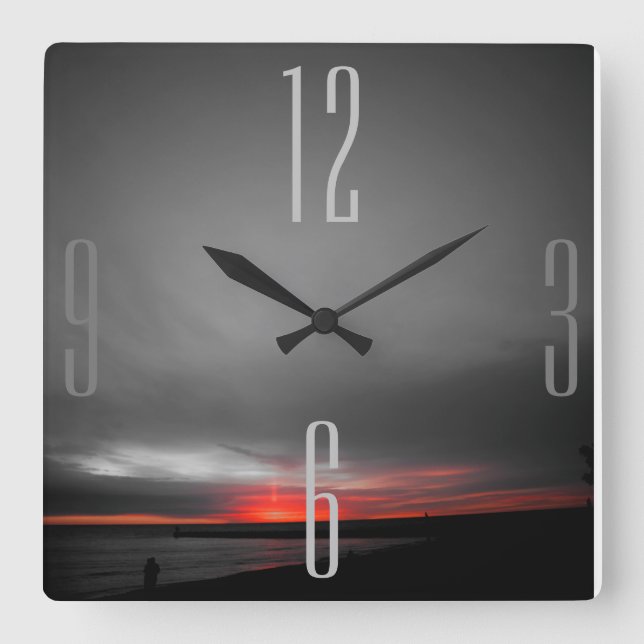 Black Gray Red Sunrise Quadratische Wanduhr (Vorderseite)
