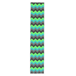 Black Green Ombre Chevrons Medium Table Runner Mittelgroßer Tischläufer