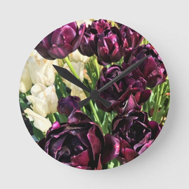 Black Hero Tulips, Oregon Runde Wanduhr (Vorderseite)