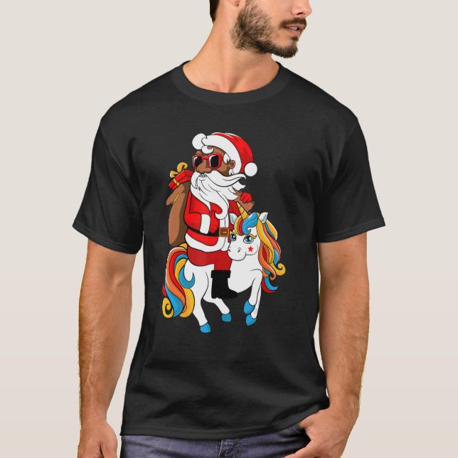 Black Hip Hop Santa Riding Unicorn Afrika Amerika T-Shirt (Vorderseite)