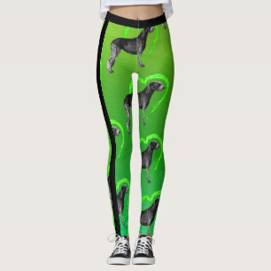 Black Irish Wolfhound mit grünem Herzen Leggings