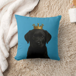Black Labrador Puppy in Gold Crown Niedlich Kissen